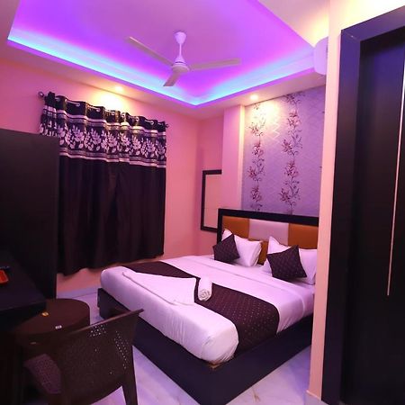 Отель Jupiter Plaza Delhi Airport Нью-Дели Экстерьер фото