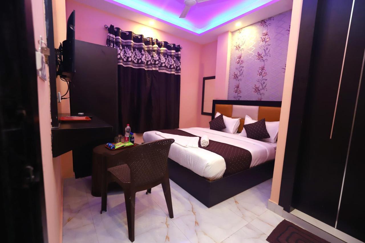Отель Jupiter Plaza Delhi Airport Нью-Дели Экстерьер фото